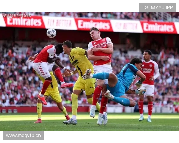 琼阿梅尼依赖体系程度分析：战术角色与中场结构适配性探讨