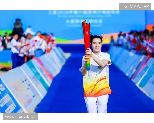 昌雅妮今天又带着什么明星行头来刷街了？