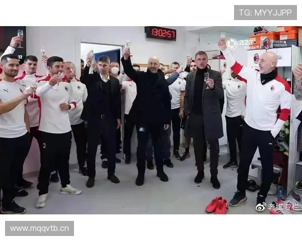 康纳训练完直接开香槟冲澡，这谁顶得住啊